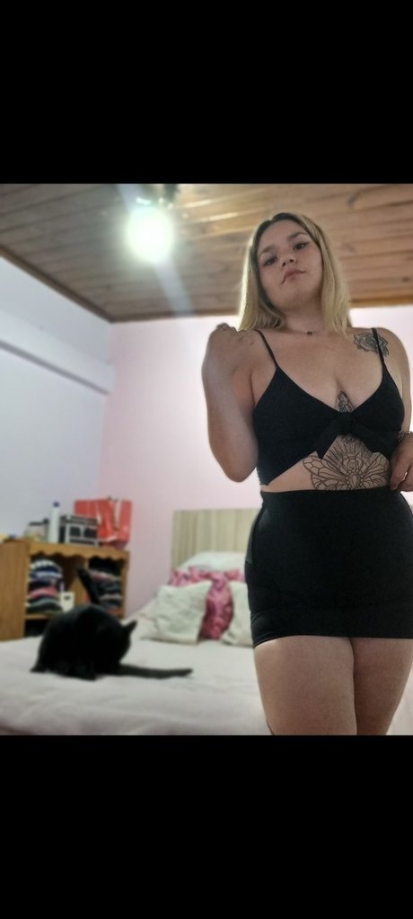 Bellotahot modelo bonita imágenes