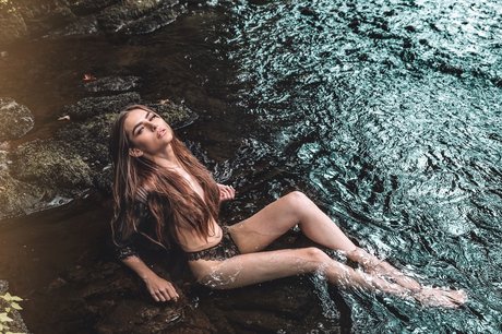 Ms Lopez modelo fotos