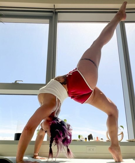 Cynthia Leu estrella exclusiva imagen