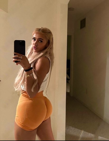 Demisux estrella porno hermosa imagen