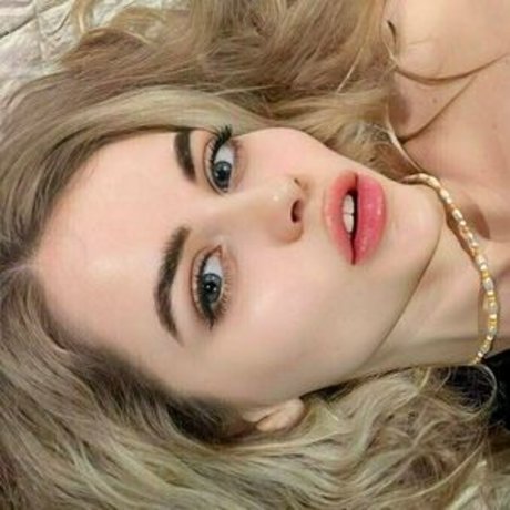 nikkicreams2 estrella porno de alta calidad imágenes