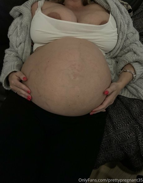 prettypregnant35 modelo porno imagen