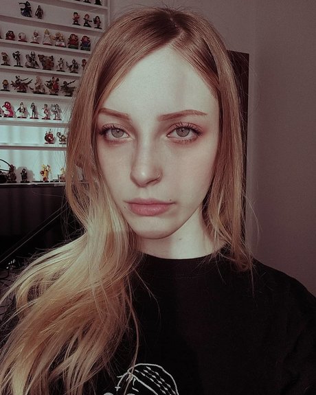 Agnese Innocente desnudos estrella foto