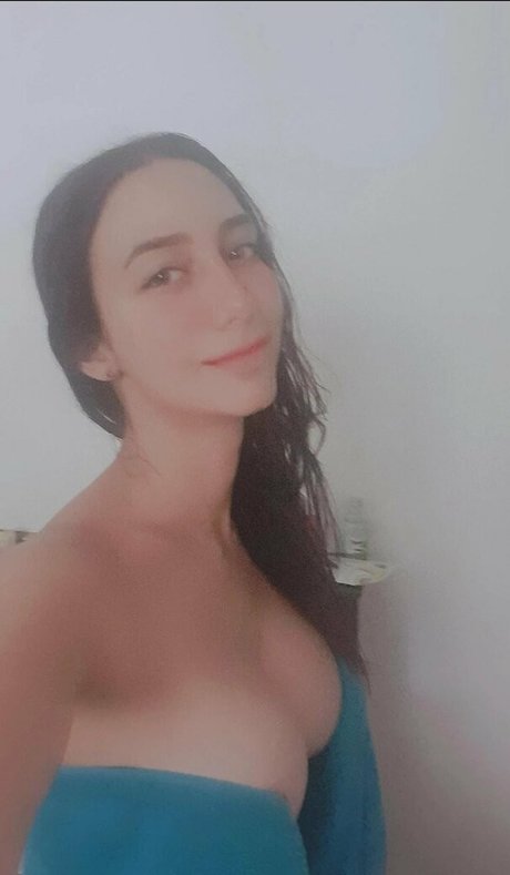 kyara in ropes estrella adulta archivo