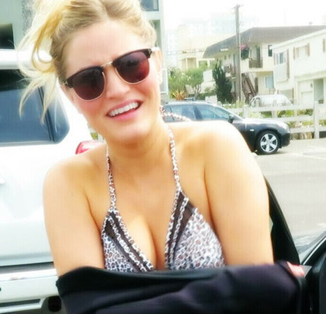 iJustine modelo caliente recopilación