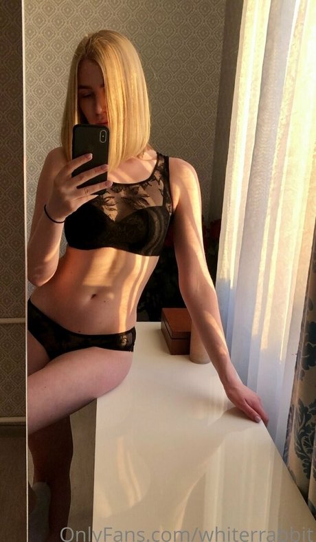 whiterrabbit estrella porno erótica galerías