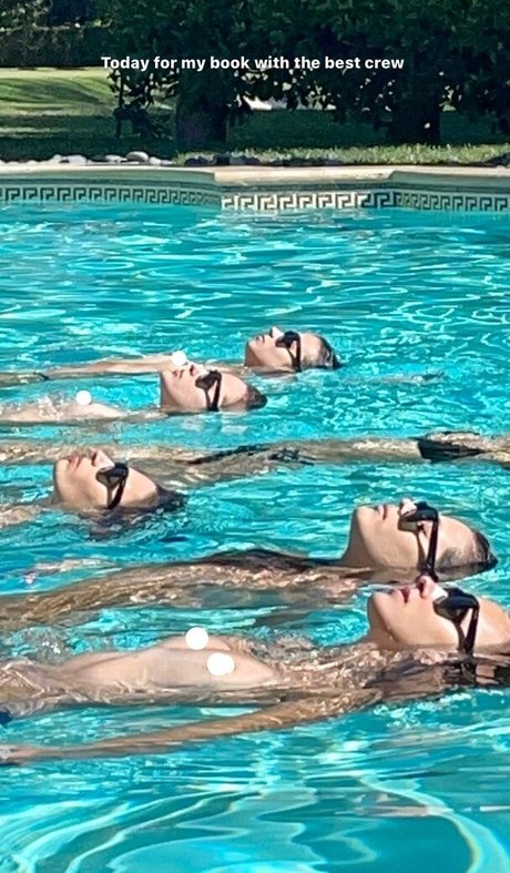 Elisha and Renee Herbert estrella porno del sexo foto