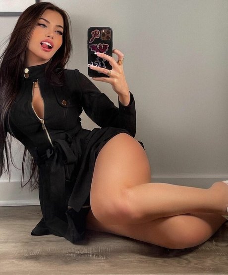 Claudia Alende modelo desnudos recopilación