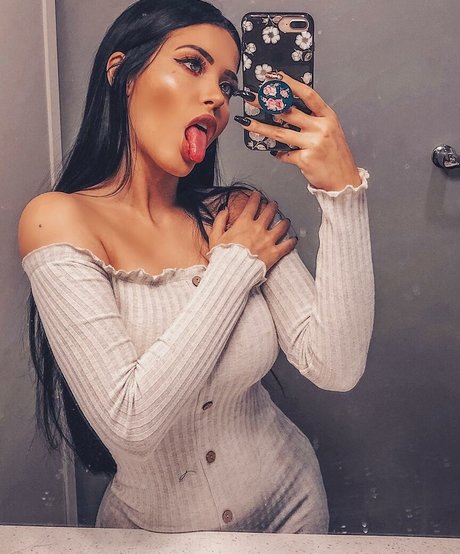 Claudia Alende modelo de alta definición fotos