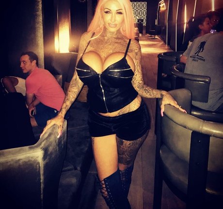 Kacey Diamonds hermosa estrella porno recopilación