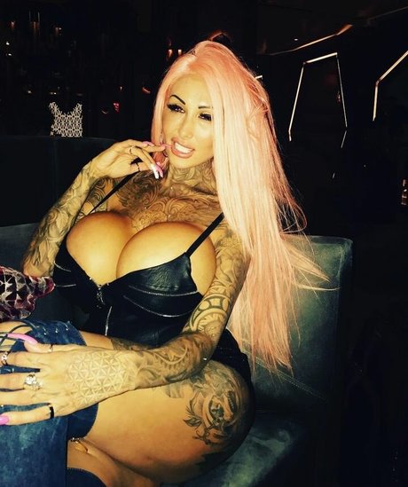 Kacey Diamonds modelo gratis imágenes