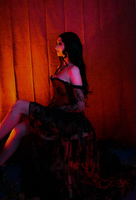 louvrissa modelo porno imágenes