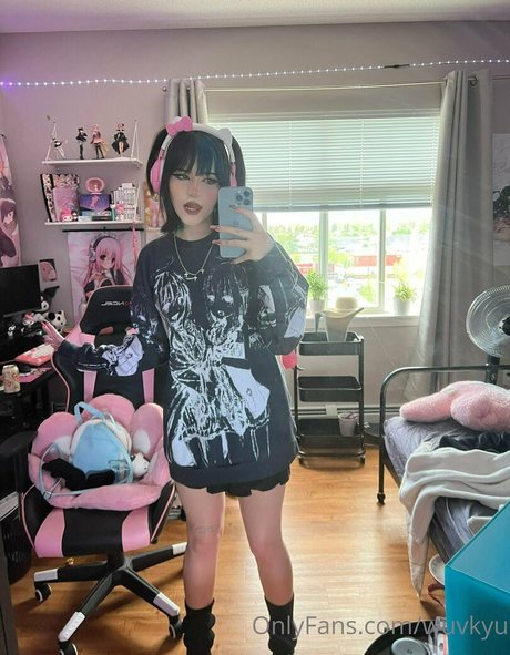 wuvkyu estrella porno hermosa imágenes