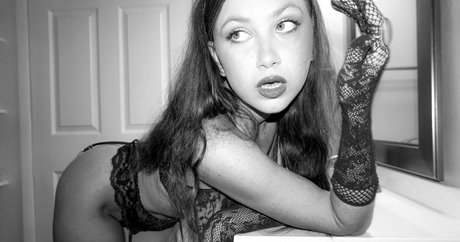 bbabyvalentine actriz erótica galerías