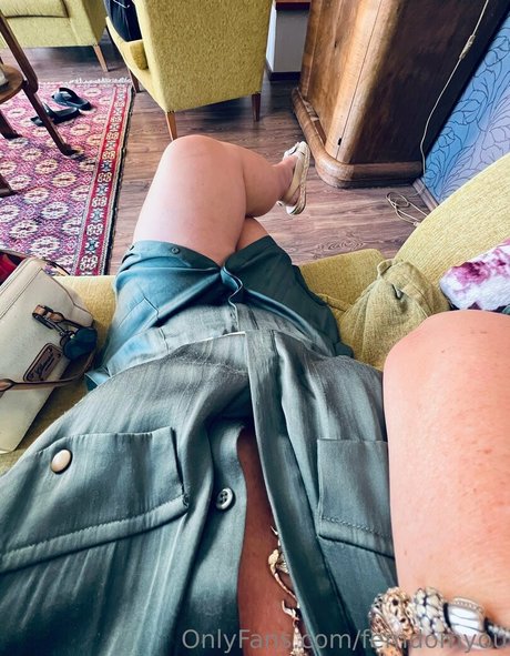 femdomyou estrella perfecta galería