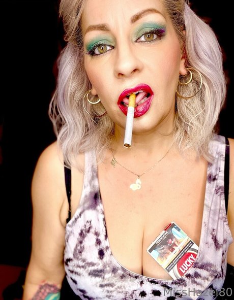 miss hazel80 modelo atractivo galerías