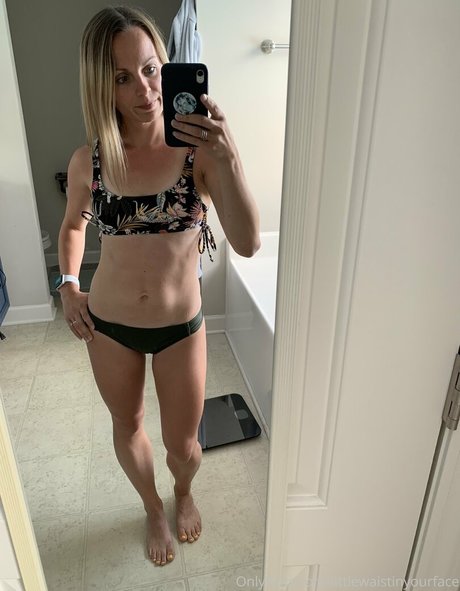 littlewaistinyourface estrella bonita galerías