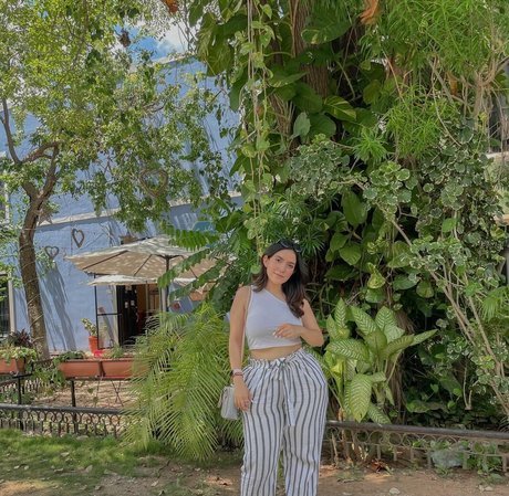 Valeria Alcala estrella porno superior galería