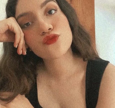 Valeria Alcala modelo caliente galerías