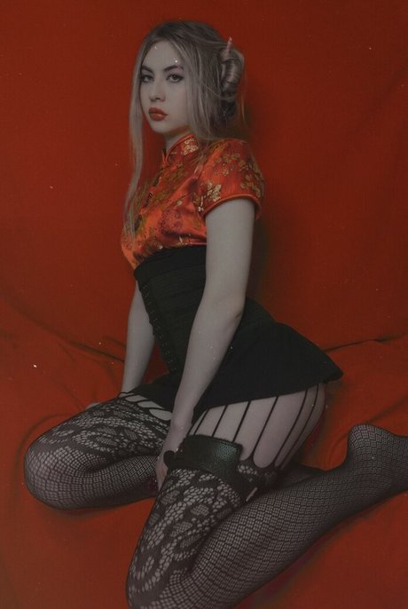 ASMR Onuri modelo sexy fotos