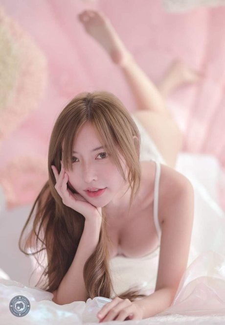 Champ Emmita actriz exclusiva galerías