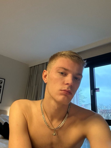 OopItsDyl_ estrella porno perfecta imágenes