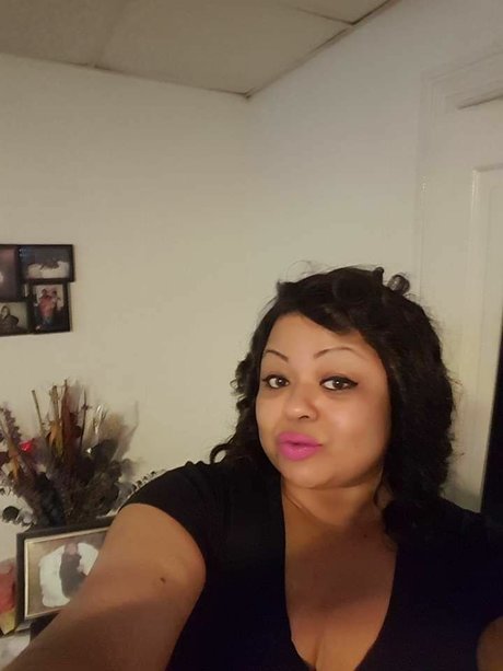 NOLA DA DARLING estrella porno en alta definición imágenes