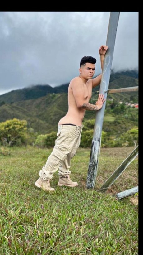 Alejandro Agudelo mejor estrella porno imagen