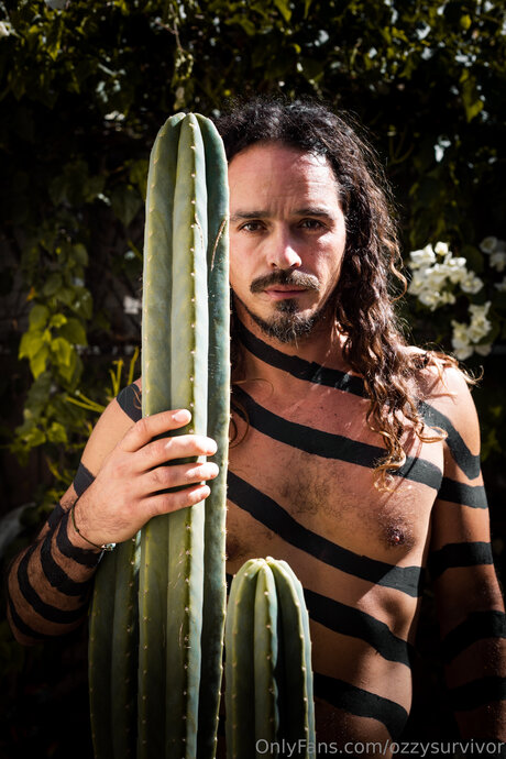 Ozzy Lusth arte estelar foto