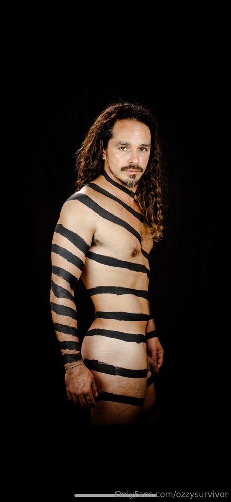 Ozzy Lusth hermosa actriz imágenes