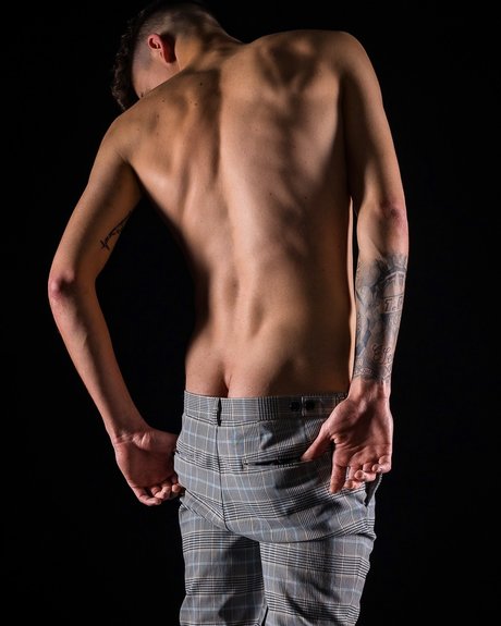 Pasqualle modelo bonita imágenes