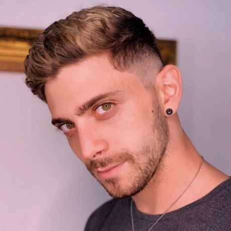 P J Z desnudos estrella galería