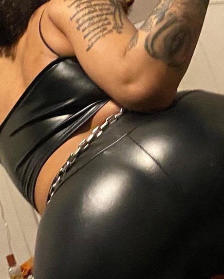 _QwueenSplash_ estrella porno superior imagen