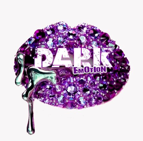 DARK EMOTION actriz porno imagen