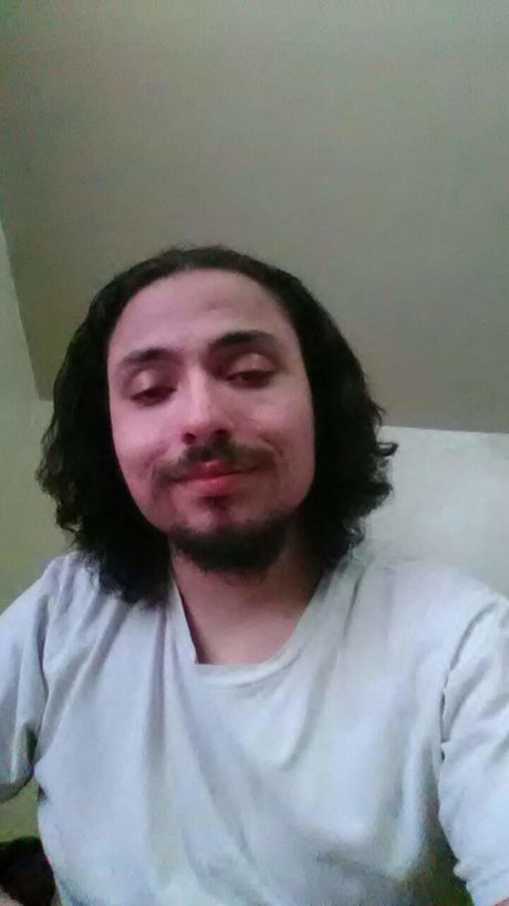 KillerE bonita modelo galerías