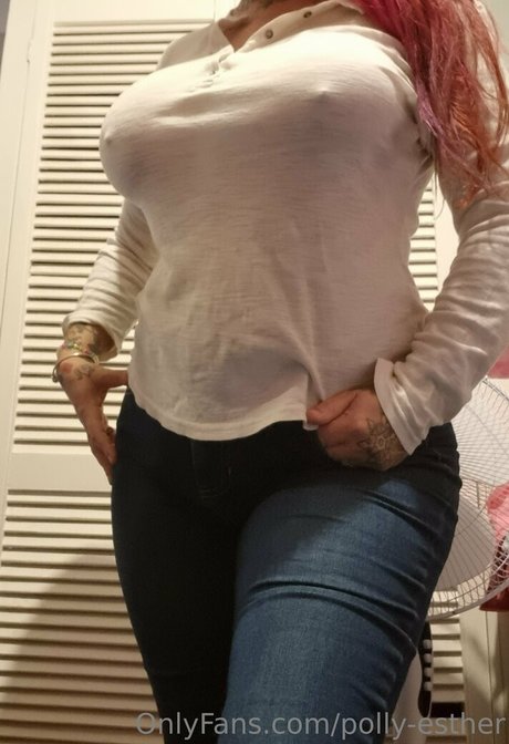 polly esther estrella caliente imágenes