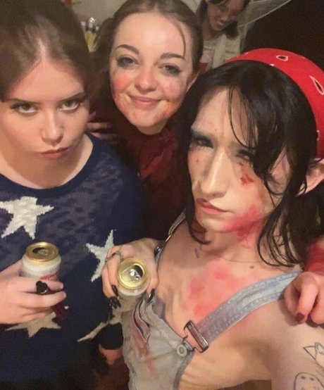 Cherry Darling buena estrella porno galerías