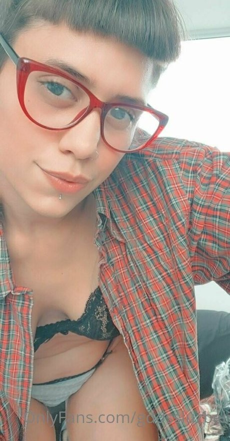 gddss luzbel desnudos estrella porno imágenes