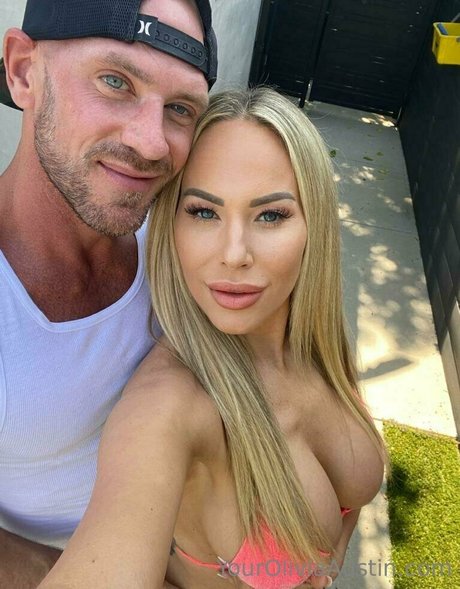 oliviaaustinxxx hermosa actriz galería