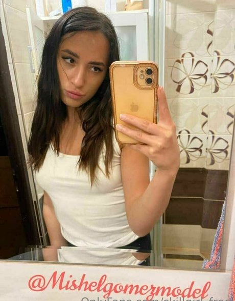 skillgirl free modelo pornografico imagen