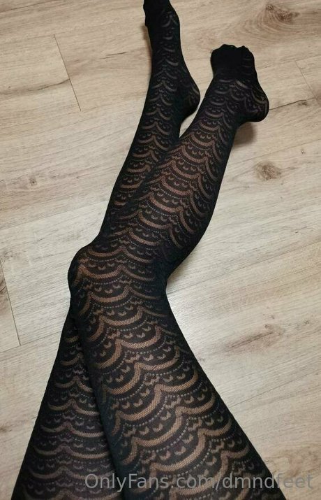 dmndfeet estrella desnuda imagen