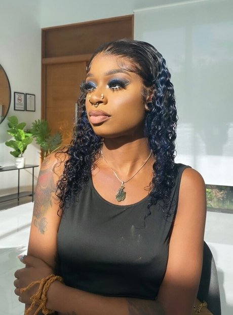 yungyannahfetish actriz libre archivo