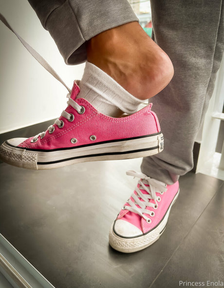 princess enola actriz de arte imágenes