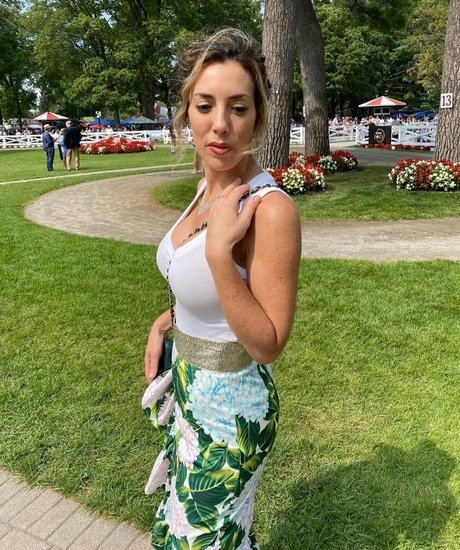 majikAF actriz sexual imagen