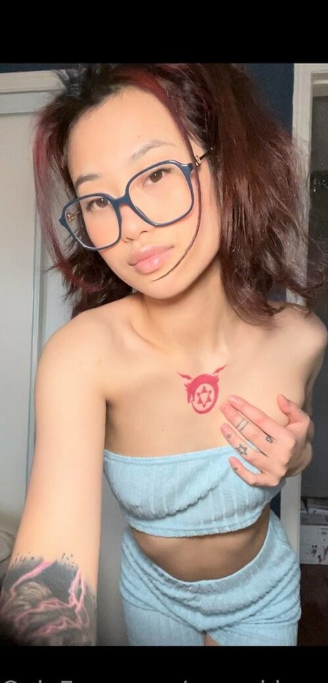 nemukkonyago buena actriz foto