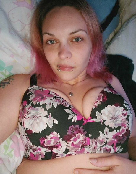 wyldestardust estrella porno desnuda imágenes