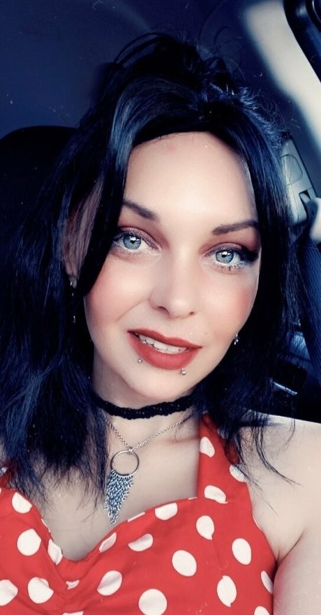 wyldestardust desnudos de modelos galería