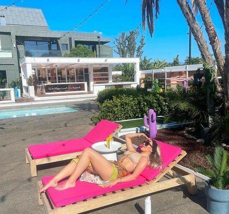 Molly Marsh estrella adulta archivo