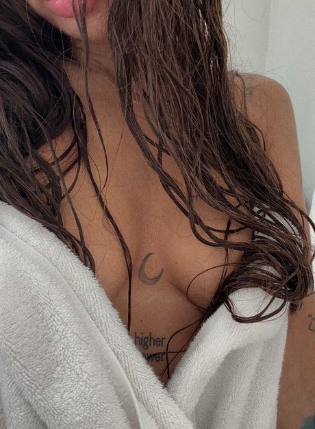 Aiza Dolmatova Profilfoto