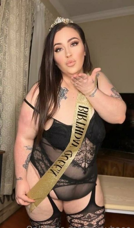 swaybaee estrella xxx archivo